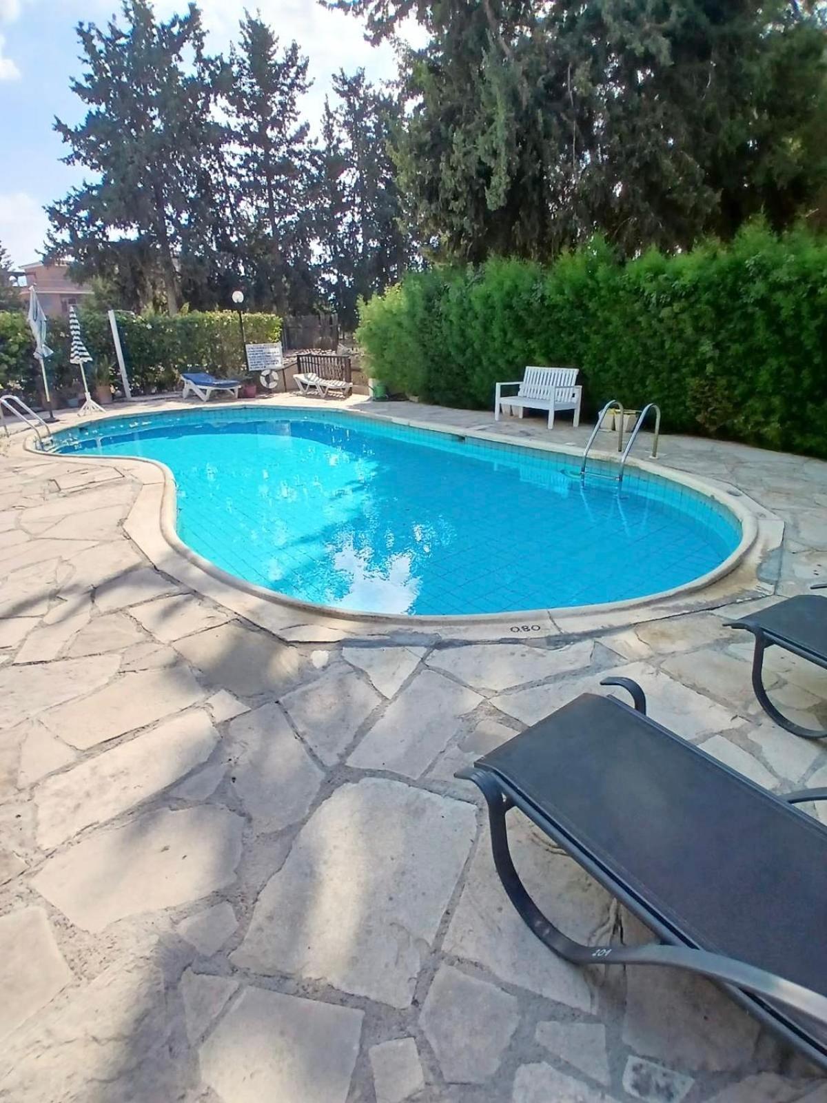 Ibiscus Garden With Pool, Kato Apartament *