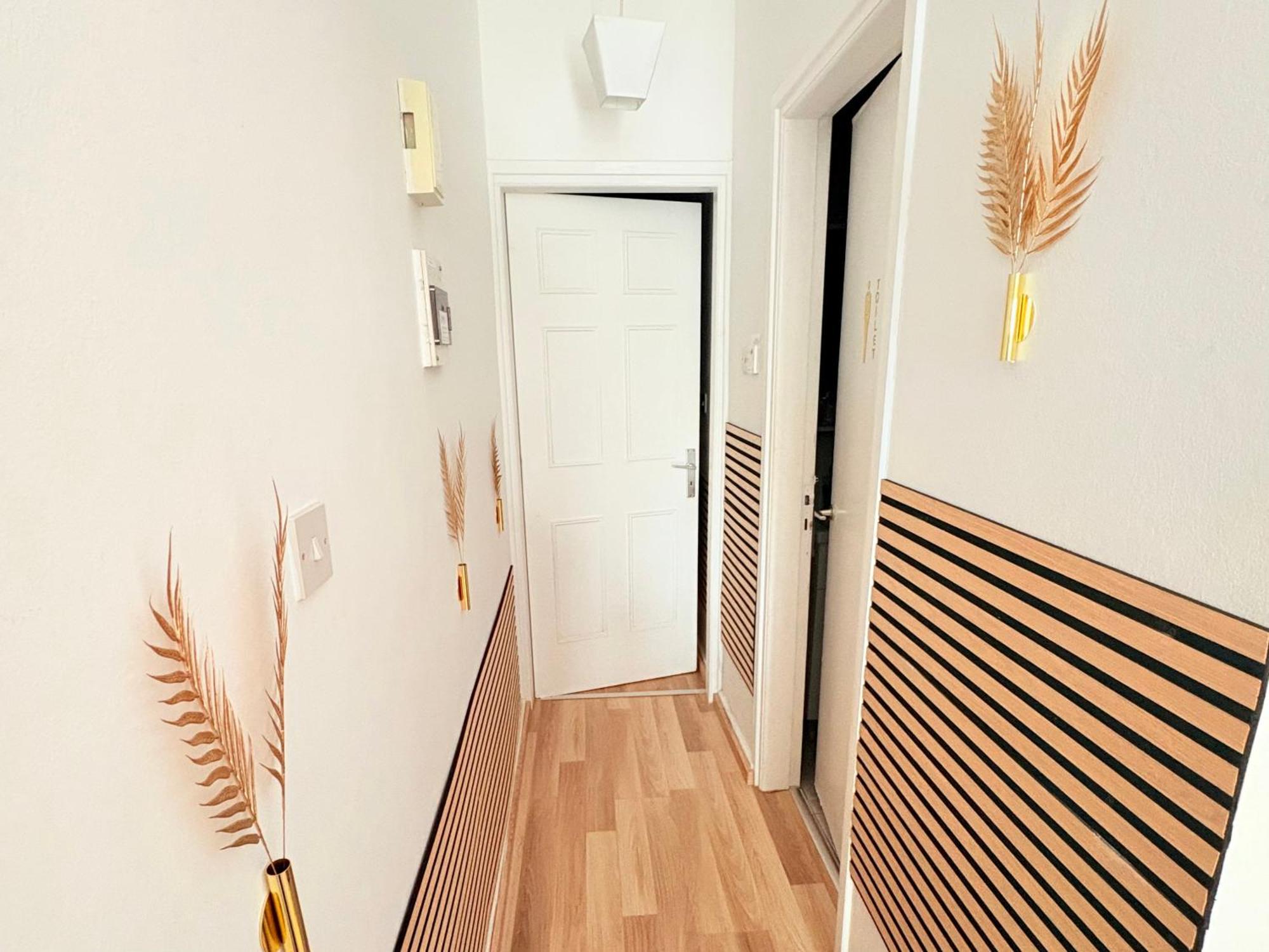 Ibiscus Garden With Pool, Kato Apartment *